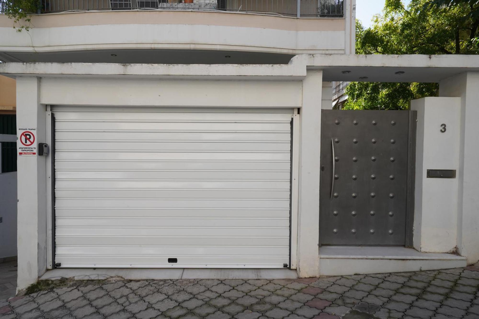 Garden Apartment Next To The Mall -Private Parking Athens Exterior photo